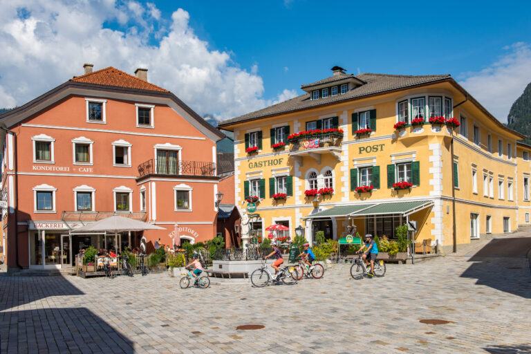 der_drauradweg_fuhrt_vorbei_an_oberdrauburg